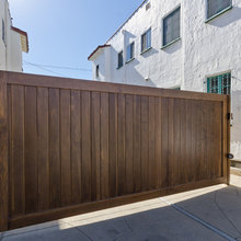 Gate