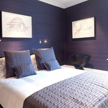 Shade of purple/blue MDC Wallcovering in the bedroom.