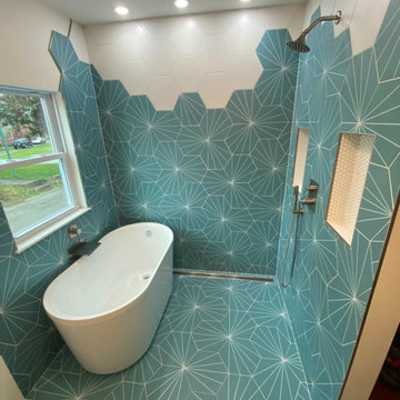 Anna's bathroom in the Lettered streets Neighborhood, Bellingham WA