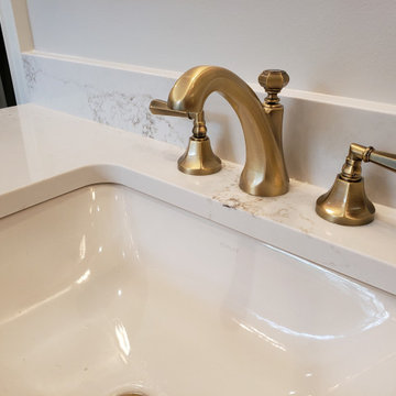 Luxury Bath with Discerning Detailing