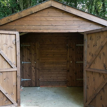 Timber Garage - Stroud, Hampshire