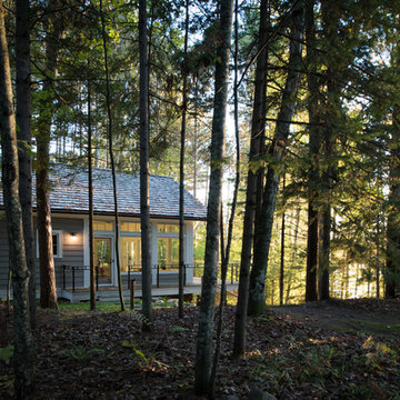Elegant Lakeside Retreat