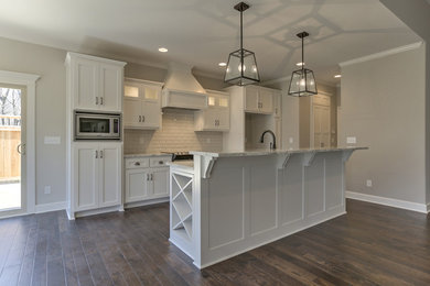 Kitchen photo in Kansas City