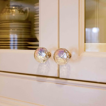 French Traditional Chef's Kitchen