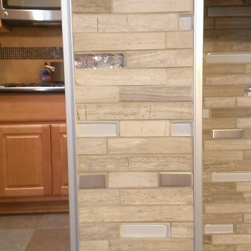 KITCHEN - Island Linear Stone / Glass / Metal Mosaic Tile