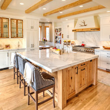 Chairs/stools for kitchen island