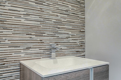 Inspiration for a modern home design remodel in San Francisco