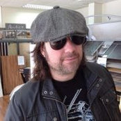 Foto von Andrew Couszins