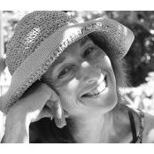 Elizabeth Kert's photo