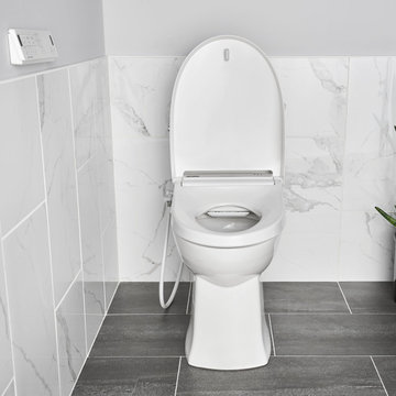 Advanced Clean®3.0 SpaLet Seat with Remote Control Operation