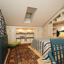 bedrooms above garage