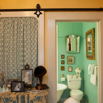 A Designer's Vibrant Victorian