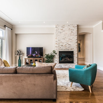 Living room open-plan in Longueuil, Quebec