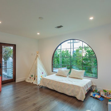 Sunlit Kids Bedroom and Play Area