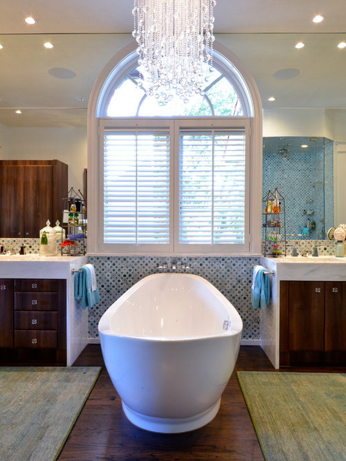 Tub Between Vanities Ideas, Pictures, Remodel and Decor