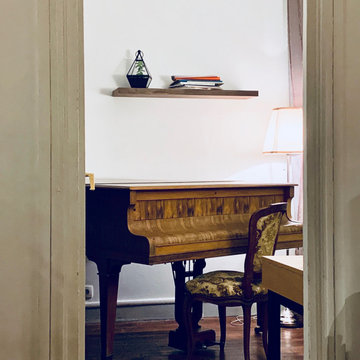 Etagère en noyer pour Jean