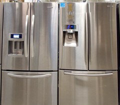 Kitchenaid (KFIS27CXMS) 26.6 cf refrigerator? vs Samsung , etc..