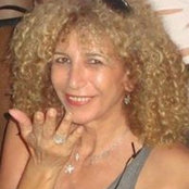 אלה אלון's photo