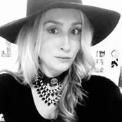 Lauren Tett's photo