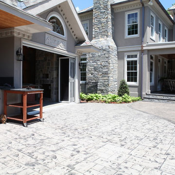 It's the Toppings on the Pizza Oven that makes Outdoor Living Taste Fabulous