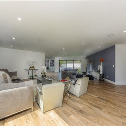 Itasca St, Northridge - Products