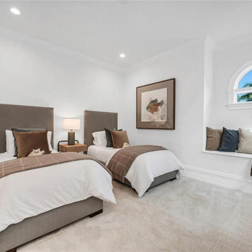 Luxury full renovation in Grey Oaks