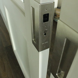 Cavilock CL400 Magnetic Biparting Barn Door Hardware - Barn Door Hardware