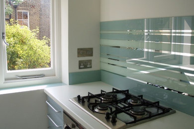 Inspiration for a modern kitchen in London.