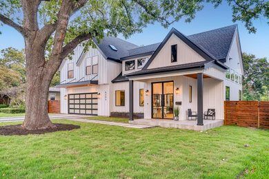Inspiration for a country exterior home remodel in Austin
