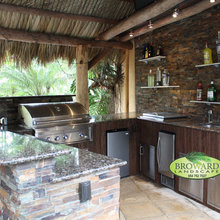 tiki hut
