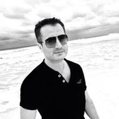 Farhad Guyuron's photo