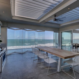 Boomer Beach Framelss Glass - Products