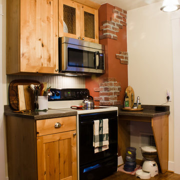 Knotty Cottage
