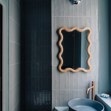 Bleu, ou comment transformer la rudesse en lumière