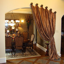 Windows/Drapes/curtains