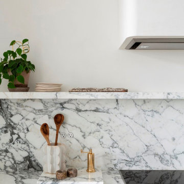 Arabescato Leonardo Marble Kitchen