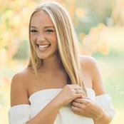 Olivia Lott's photo