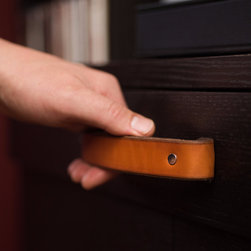 Walnut Studiolo - Leather Cabinet Handle, The Tilikum, Large - Cabinet And Drawer Handle Pulls