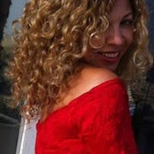 Chantal Santos's photo