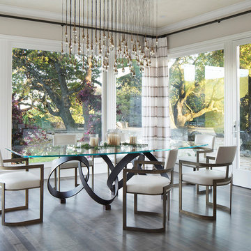 Glamorous Wine Country Retreat