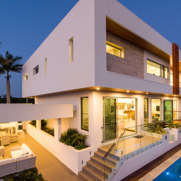 Absolute Resort style living in Hope Island