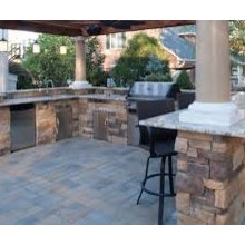 Outdoor Kitchen/bar