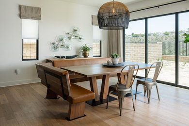 Dining room - contemporary dining room idea in San Diego