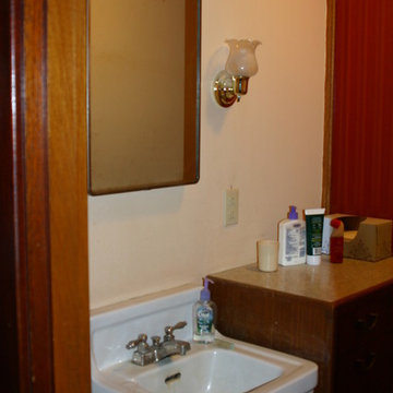 Irvington Main bath Before