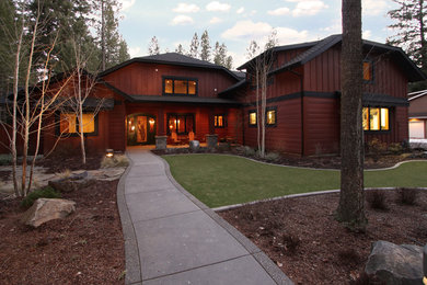Elegant exterior home photo in Seattle