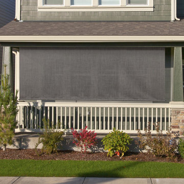 Cordless Outdoor Sun Shades (PVC - PVC Coated Polyester Fabric)