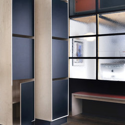 Kl&aelig;deskab | Wardrobe - Armoires And Wardrobes