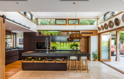 Room of the Week: A Gloriously Open Kitchen in Byron Bay