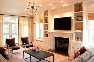 Inspiration for a transitional living room remodel in New York