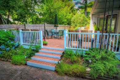 Inspiration for a timeless patio remodel in Boston